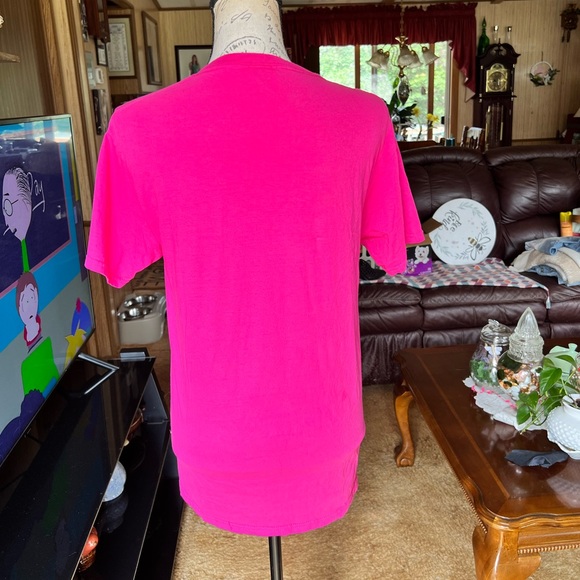 Woman’s Yorkie in my pocket tee shirt - Picture 8 of 16